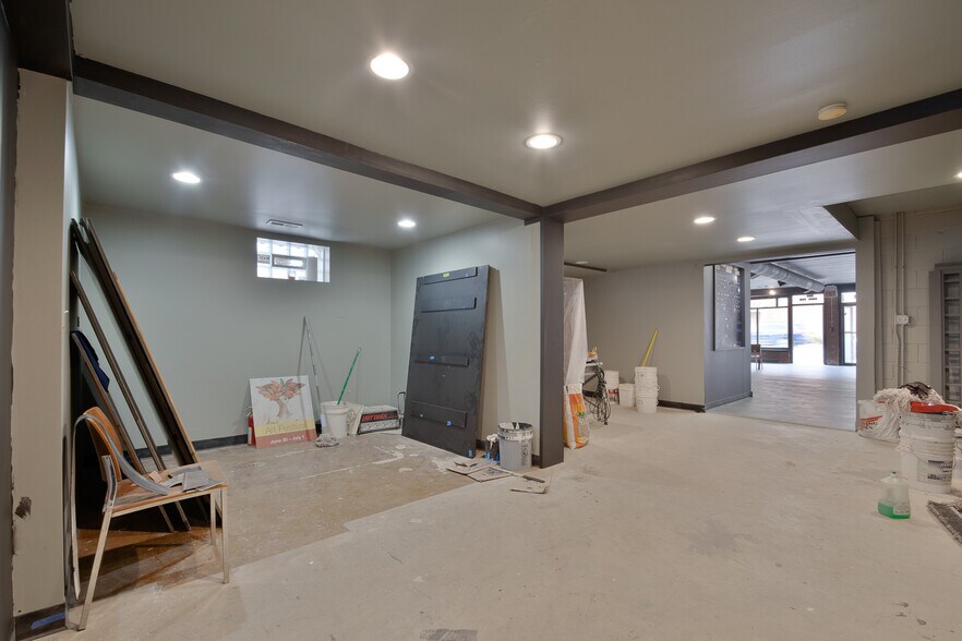 More Photos Of 7409 W Irving Park, Chicago General Retail For Sale