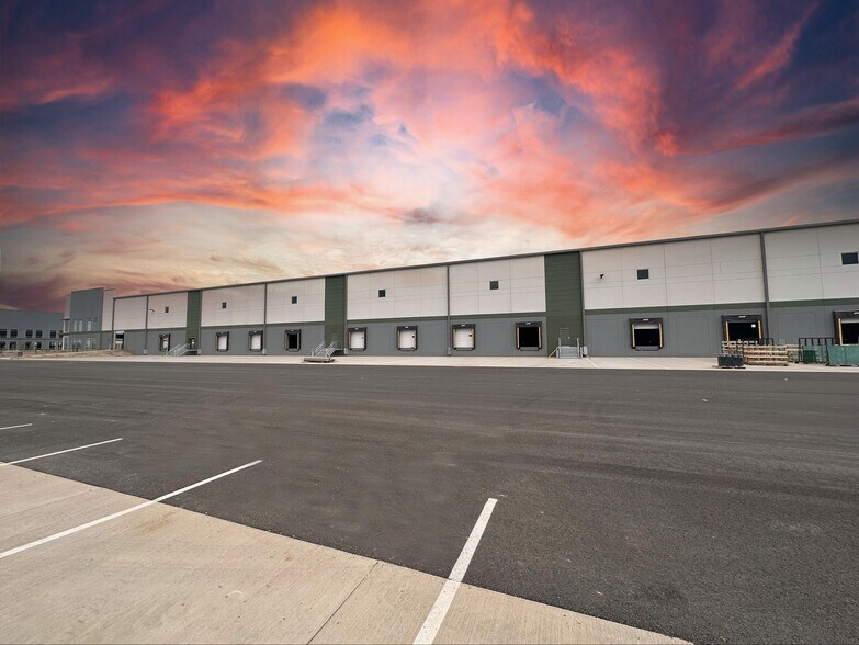 More Photos Of Clark Farms Blvd, Marana Unknown For Lease