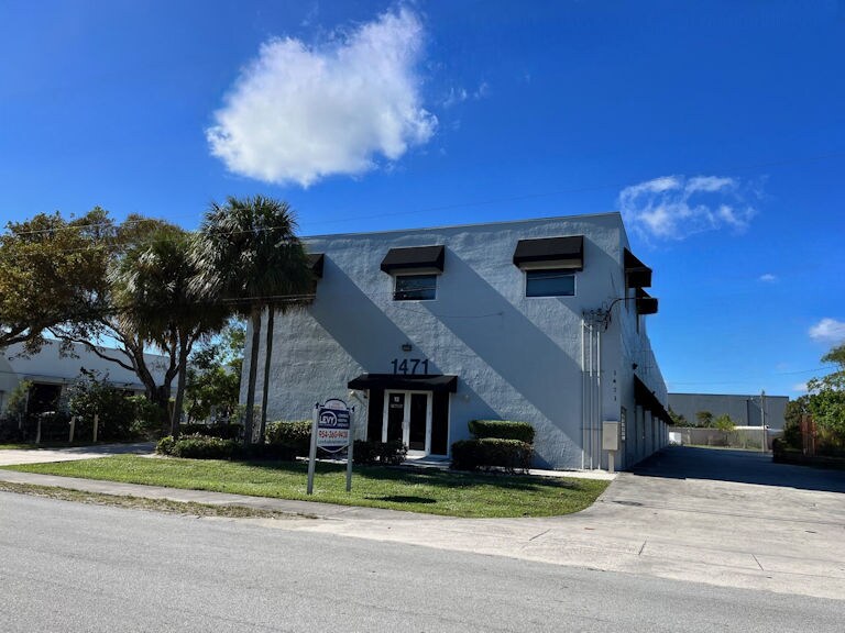 More Photos Of 1471 SW 30th Ave, Deerfield Beach Warehouse For Lease