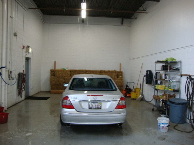 More Photos Of 555 E Plainfield Rd, Countryside Service For Sale