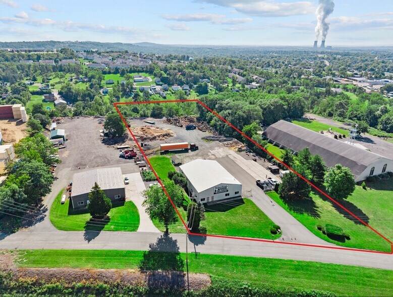 Primary Photo Of 1160 Commerce Dr, Pottstown Service For Sale