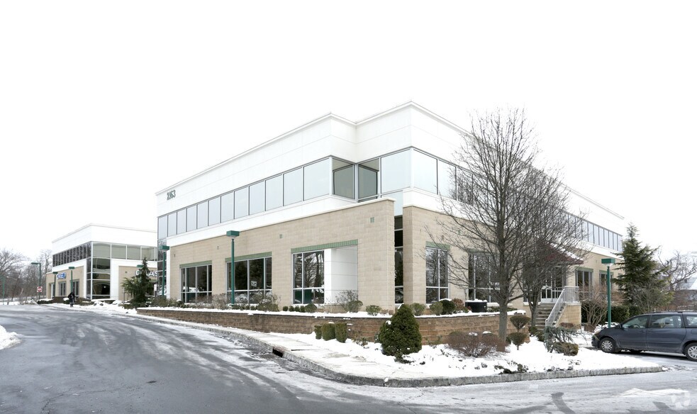 Primary Photo Of 2163 Oak Tree Rd, Edison Medical For Lease