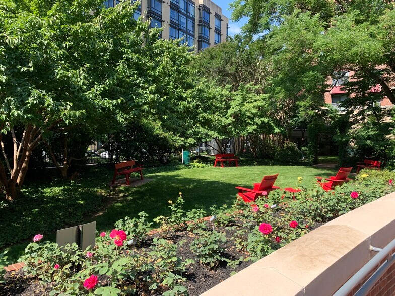 More Photos Of 1616 P St NW, Washington Office For Lease