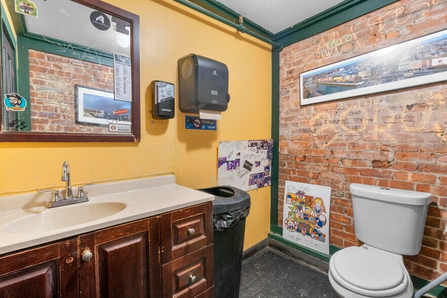 More Photos Of , Waterbury Unknown For Sale