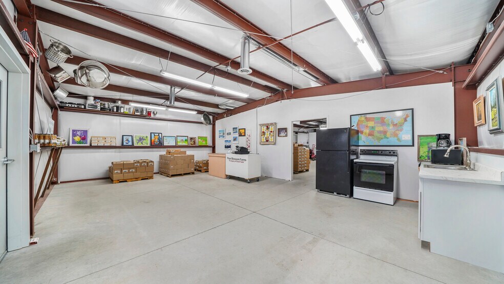 More Photos Of 3376 C Rd, Palisade Specialty For Sale