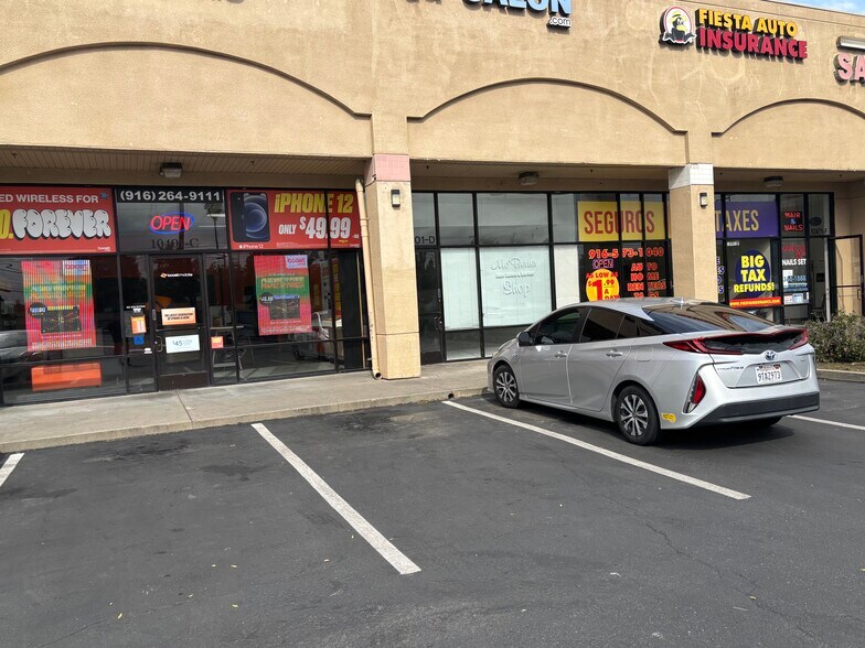 More Photos Of 10401 Folsom Blvd, Rancho Cordova General Retail For Lease