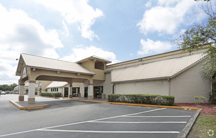 More Photos Of 6500 Fort Caroline Rd, Jacksonville Unknown For Lease