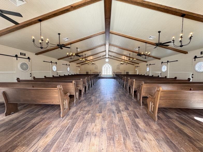 More Photos Of 218 Frostland Dr, Water Valley Religious Facility For Sale