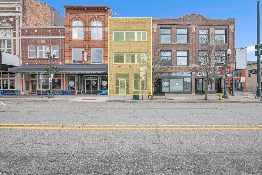 Primary Photo Of 6 N Saginaw St, Pontiac Storefront Retail Residential For Sale