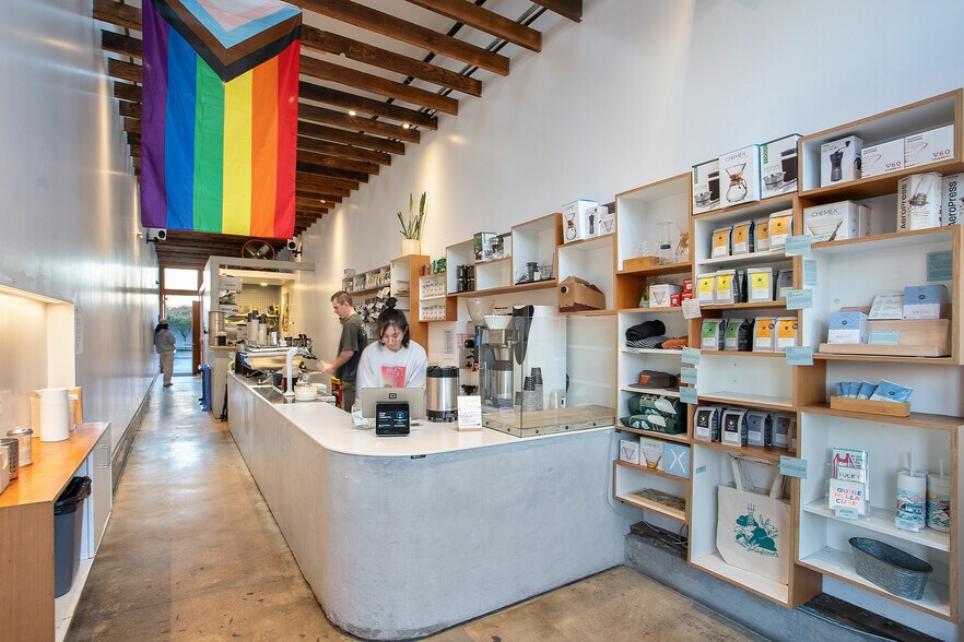 More Photos Of 3627-3629 Taraval St, San Francisco Storefront For Sale