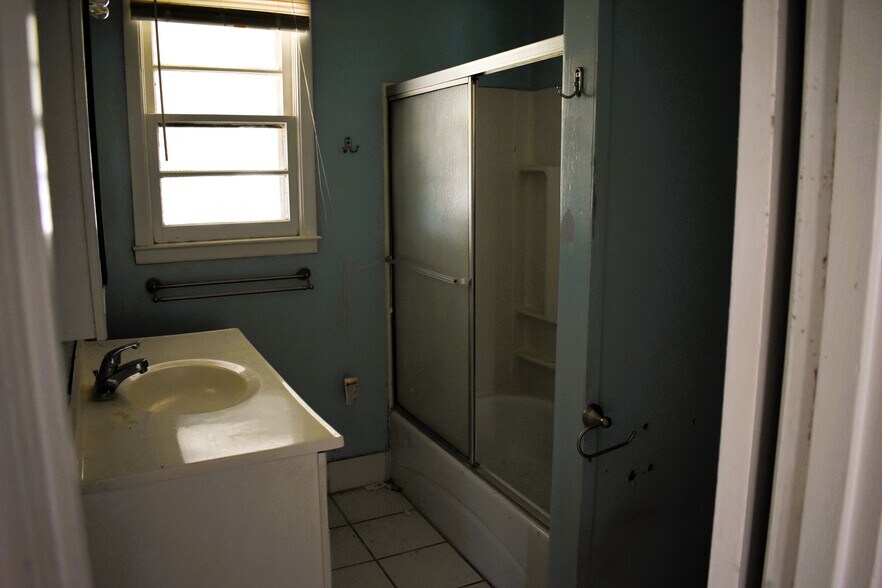 More Photos Of 7050 Mobile Hwy, Montgomery Industrial For Sale