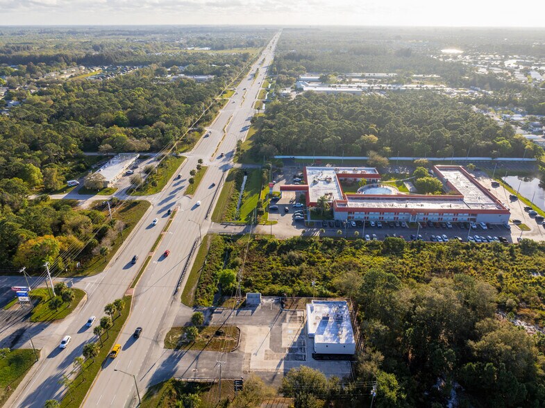 More Photos Of 8801 20th St, Vero Beach Convenience Store For Lease