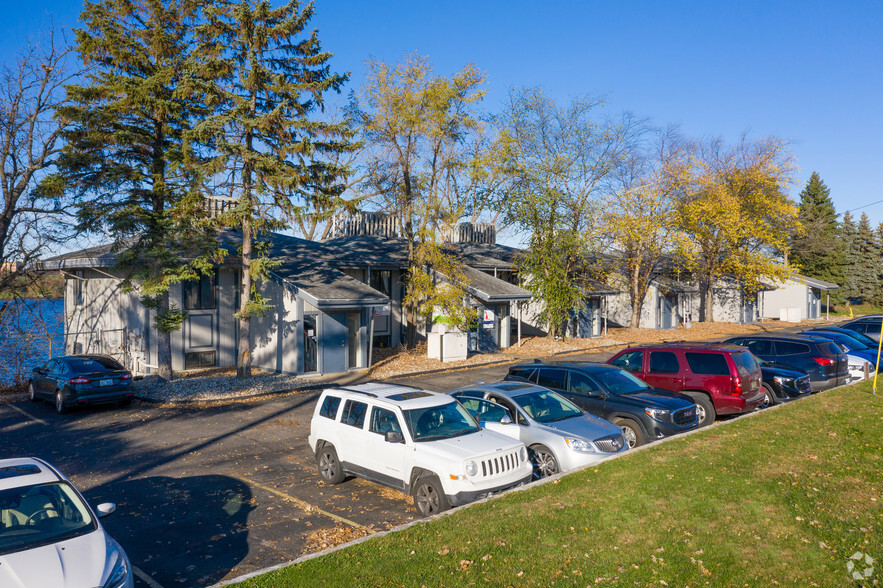 Primary Photo Of 872-882 S Grove St, Ypsilanti Office For Lease