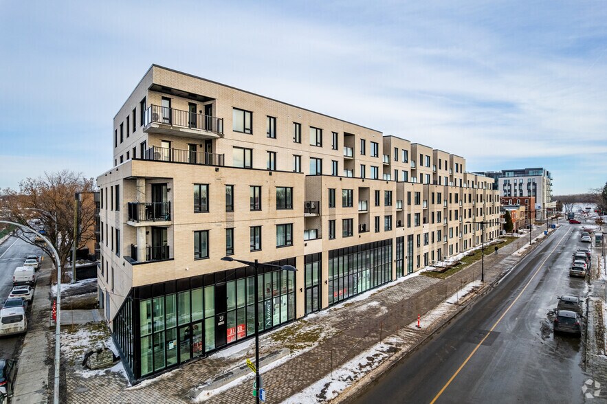 Primary Photo Of 37 Av Broadway, Montréal Apartments For Lease