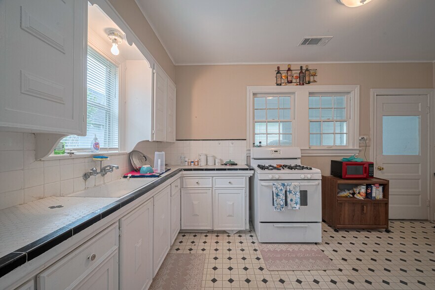 More Photos Of , Wharton Multifamily For Sale