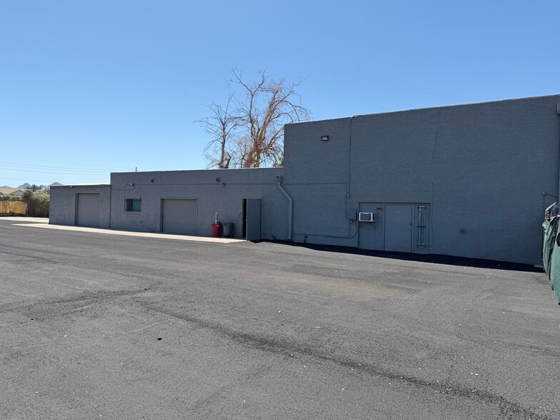 More Photos Of 10729 N 19th Ave, Phoenix Flex For Sale
