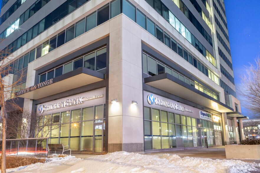 More Photos Of 7191 Yonge St, Markham Medical For Sale