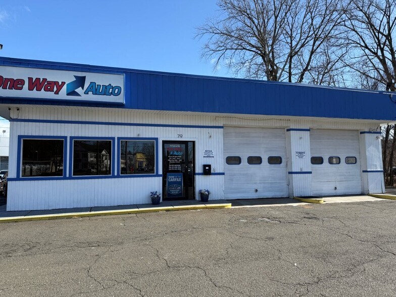 More Photos Of 79 Federal Rd, Danbury Storefront Retail Office For Lease