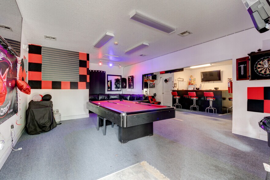 More Photos Of 2820 Howland Blvd, Deltona Storefront Retail Office For Sale