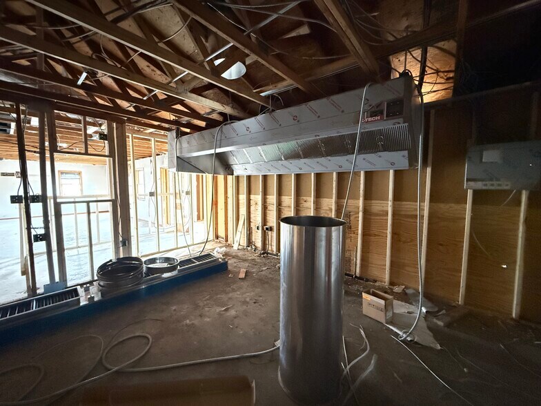 More Photos Of 3500 Murchison Rd, Fayetteville Restaurant For Sale
