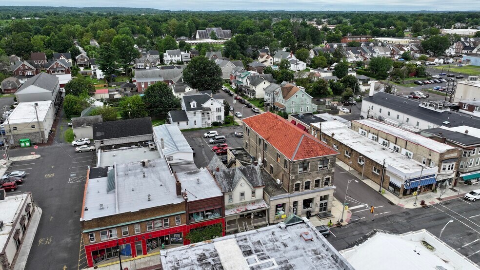 More Photos Of 242-248 W Broad St, Quakertown Office For Sale