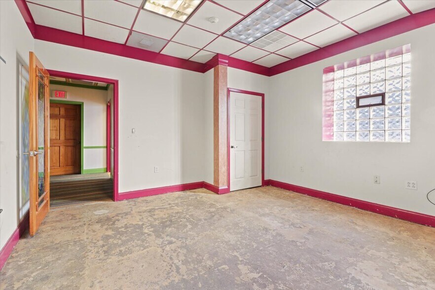 More Photos Of 2254-60 N 3rd St, Philadelphia Office For Sale