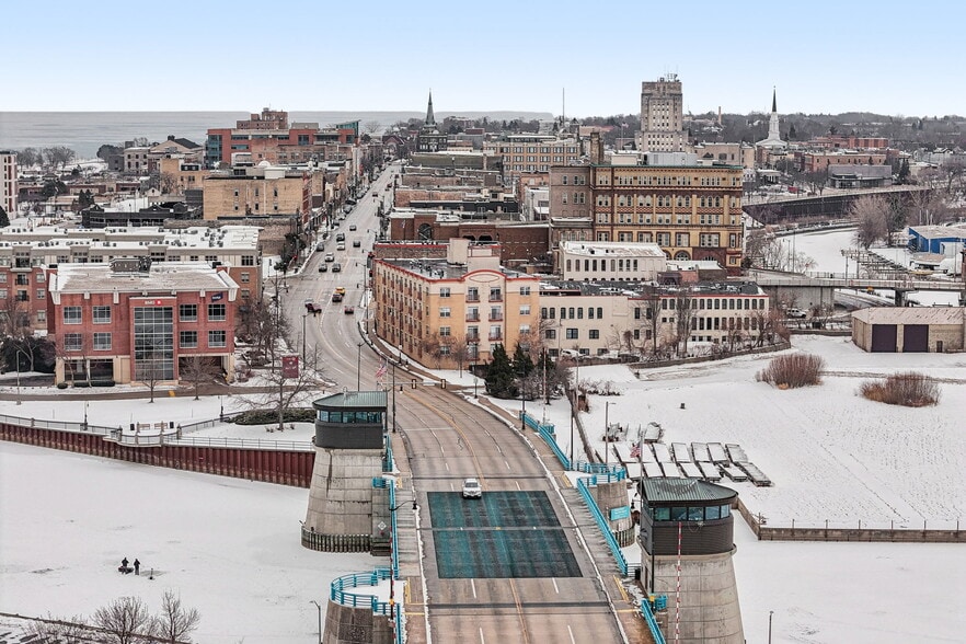 More Photos Of 134 Main St, Racine Apartments For Sale