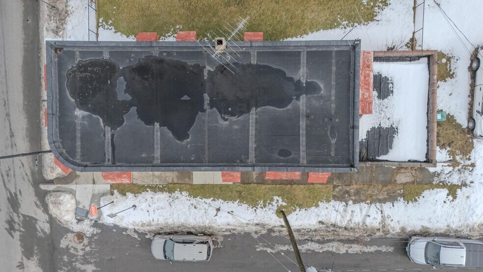 More Photos Of 2101 Pine Ave, Niagara Falls Storefront Retail Residential For Sale