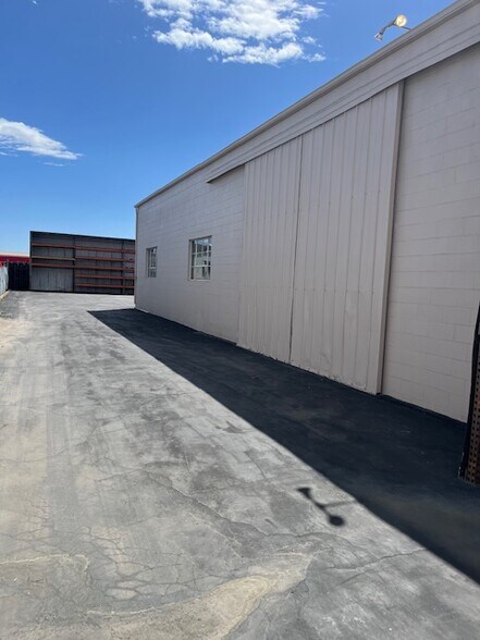 More Photos Of 10332 Rush St, El Monte Warehouse For Lease