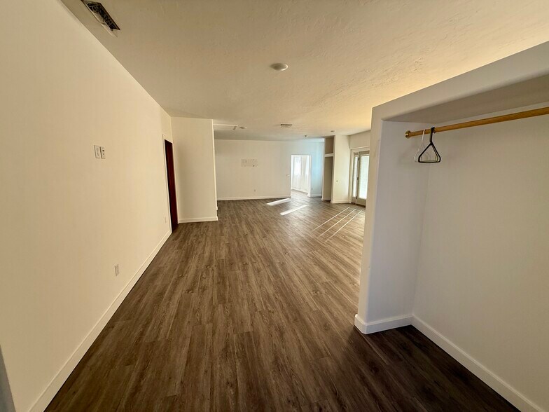 More Photos Of 127 Main St, Chester Office For Sale