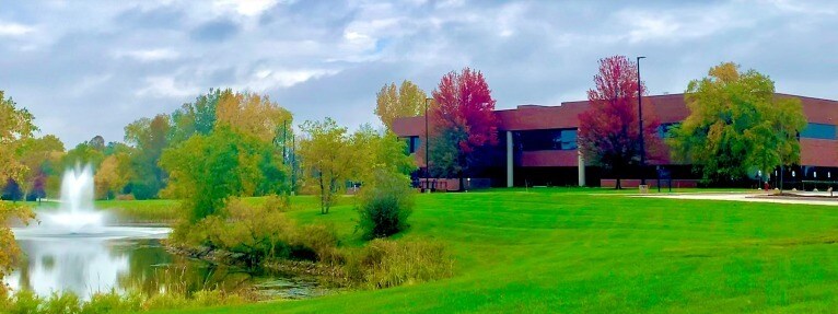 More Photos Of 11000 W Lake Park Dr, Milwaukee Office For Sale
