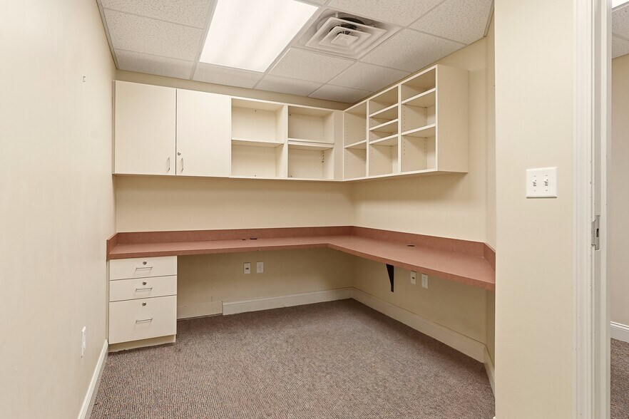 More Photos Of 9 San Bartola Dr, Saint Augustine Medical For Sale