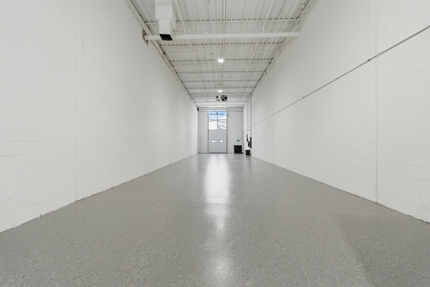 More Photos Of 397 Humberline Dr, Toronto Warehouse For Sale