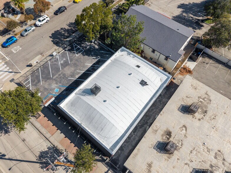 More Photos Of 570 N Towne Ave, Pomona Storefront Retail Office For Lease