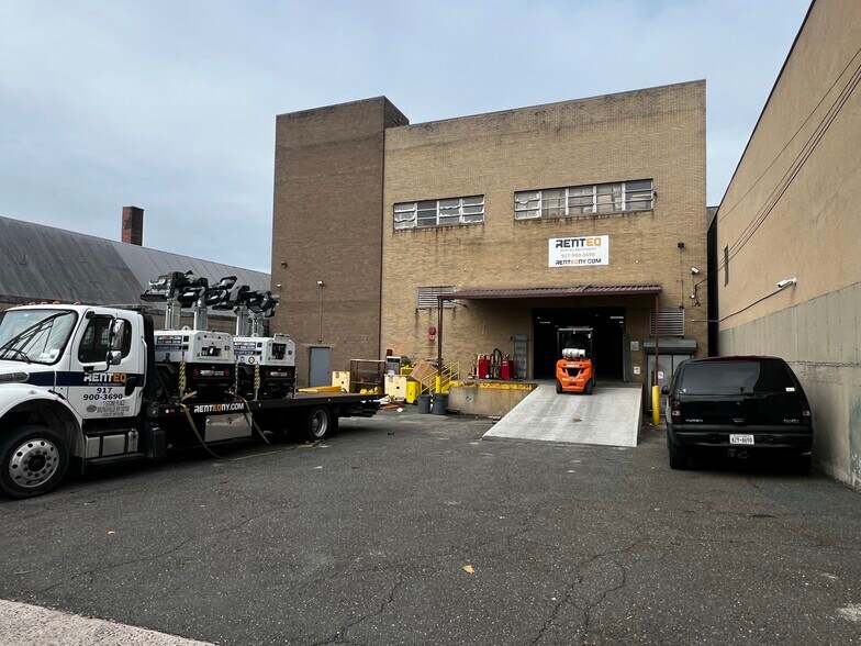 More Photos Of 545 Franklin Ave, Mount Vernon Warehouse For Sale