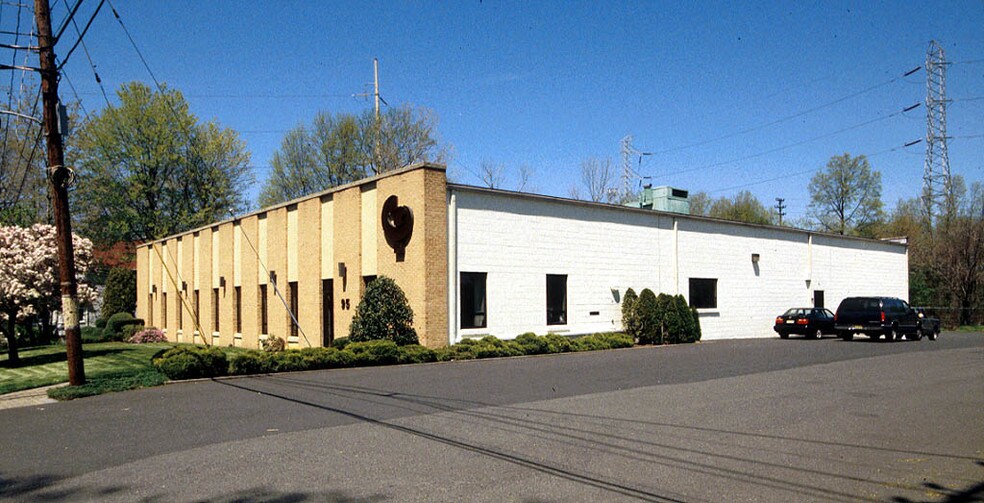 More Photos Of 95 Dermody St, Cranford Research And Development For Sale