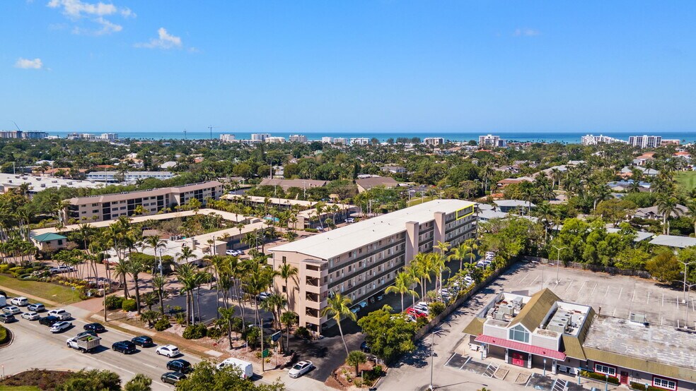 More Photos Of 2335 Tamiami Trl N, Naples Medical For Sale