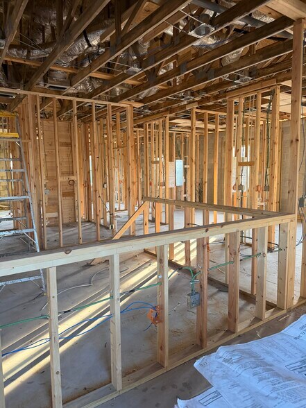 More Photos Of 23118 Tabak Ln, Land O' Lakes Office For Lease