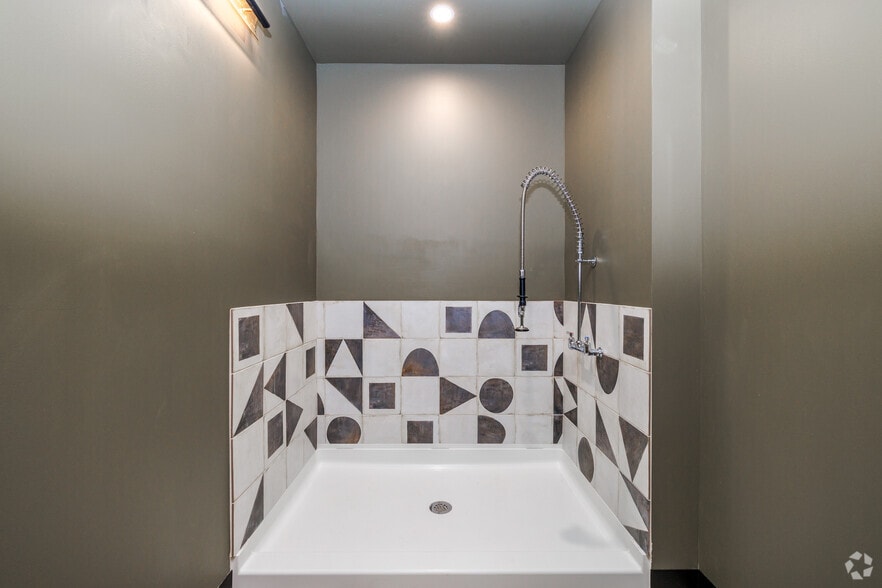 More Photos Of 401 E State St, Ithaca Apartments For Lease
