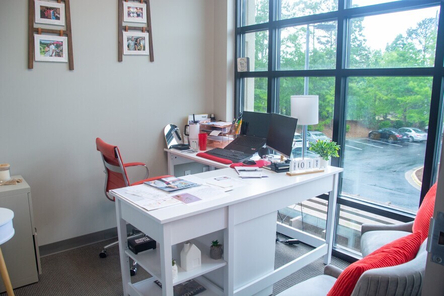More Photos Of , Chapel Hill Office For Sale