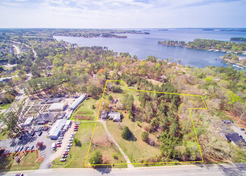 More Photos Of 1415 N Lake Dr, Lexington Land For Sale