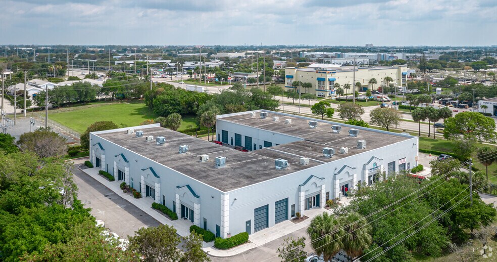 More Photos Of 2101-2177 NW 22nd St, Pompano Beach Warehouse For Lease