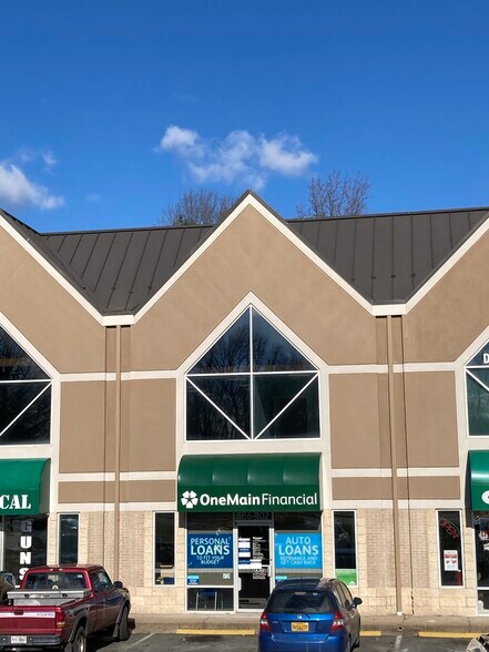 More Photos Of 556 Garrisonville Rd, Stafford Freestanding For Lease