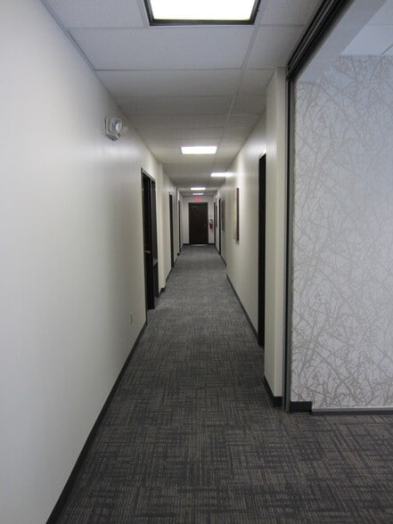 More Photos Of 201 Commonwealth Ct, Cary Office Residential For Lease