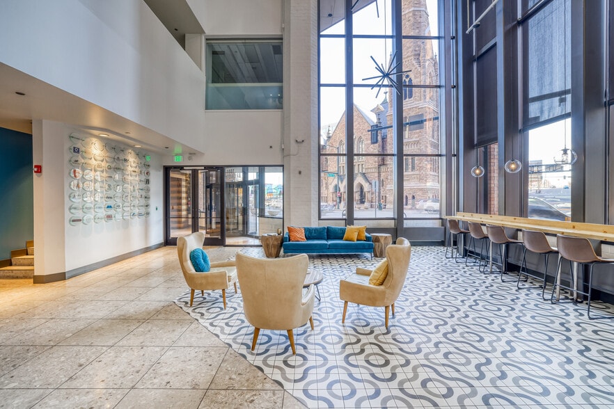 More Photos Of 1801 Broadway, Denver Office For Lease