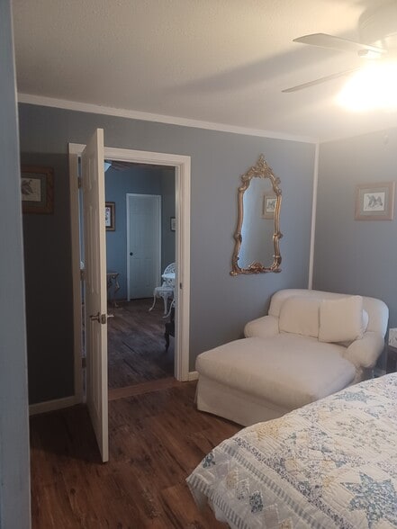More Photos Of 200 S California St, Dorris Hospitality For Sale