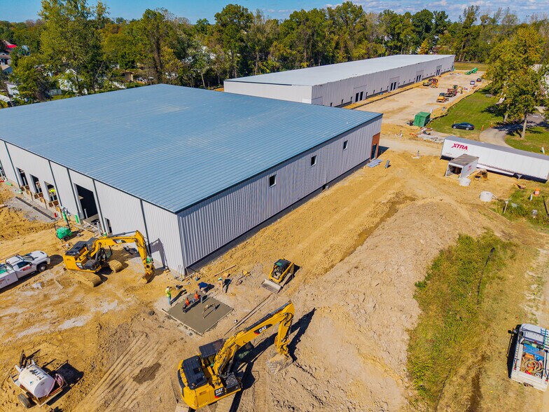 More Photos Of 1931 Jetway Blvd, Columbus Industrial For Lease