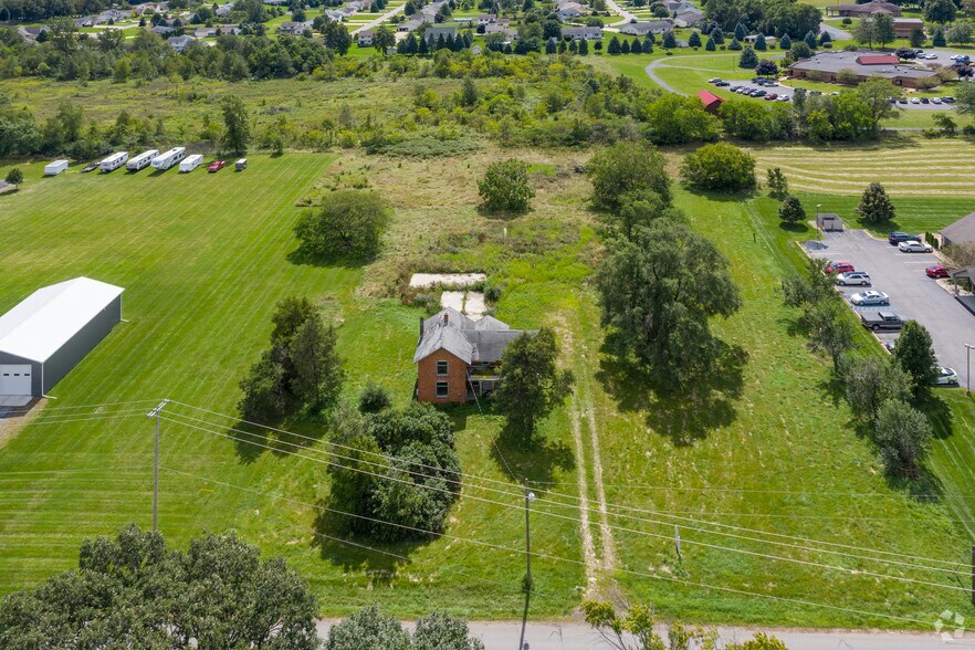 More Photos Of 1206 W Russell Rd, Tecumseh Storefront Retail Residential For Sale