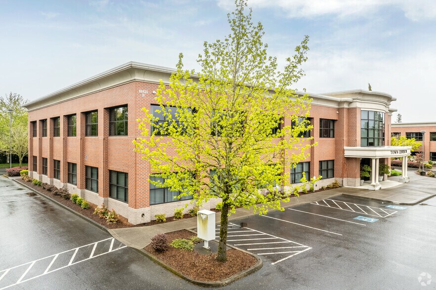 More Photos Of 16821 SE McGillivray Blvd, Vancouver Office For Sale