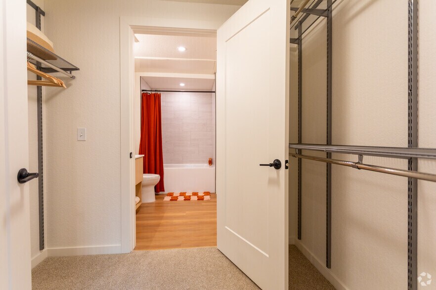 More Photos Of 1380 Uvalda St, Aurora Apartments For Lease